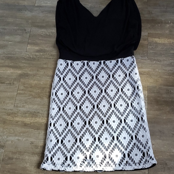 Clari.e. Black Dress w/ White Crochet Overlay - Picture 6 of 6